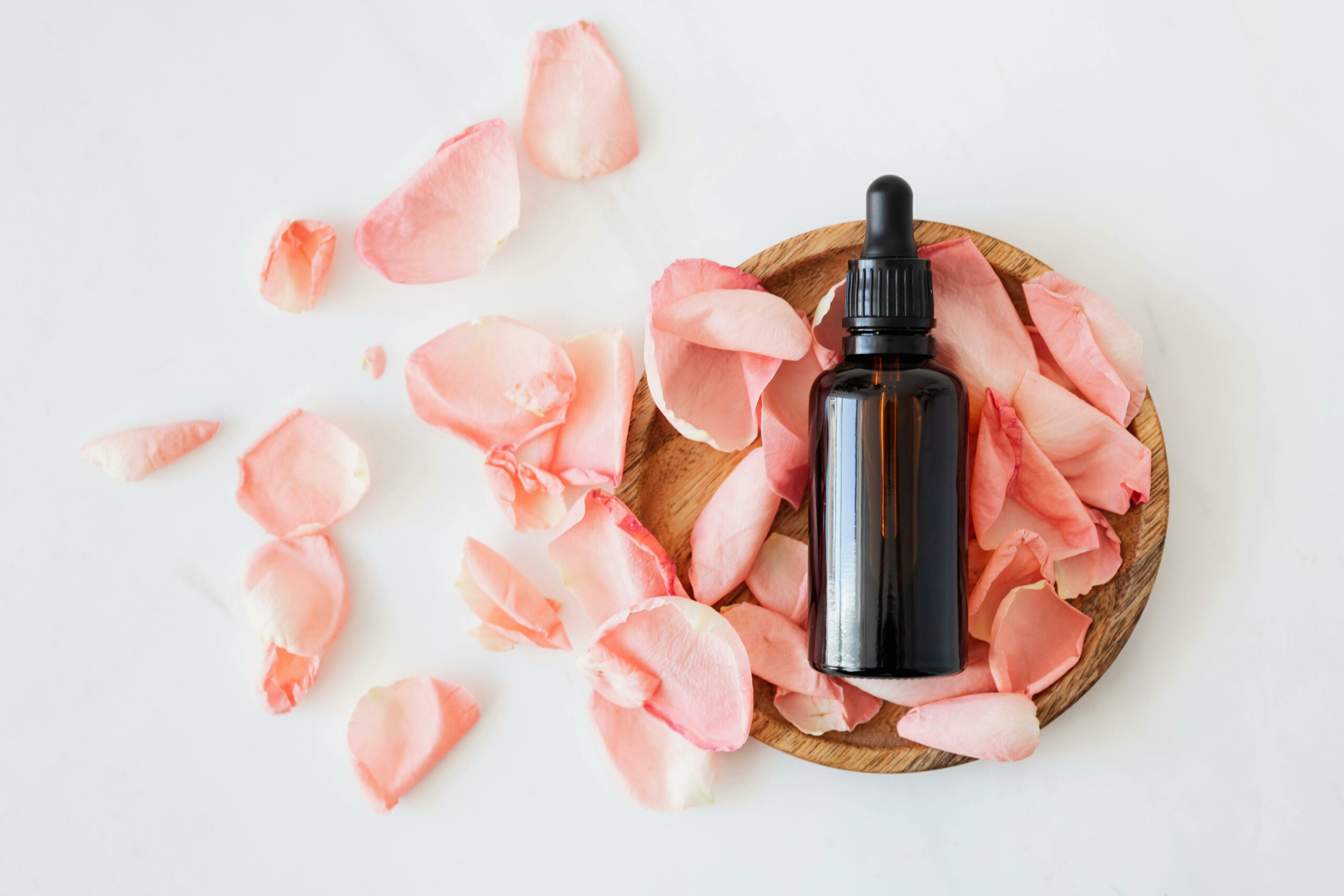 Photo illustrant de l'huile essentiel, pour réprésenté les services d'aromathérapie de Typhaine pasquet, naturopathe à Annecy